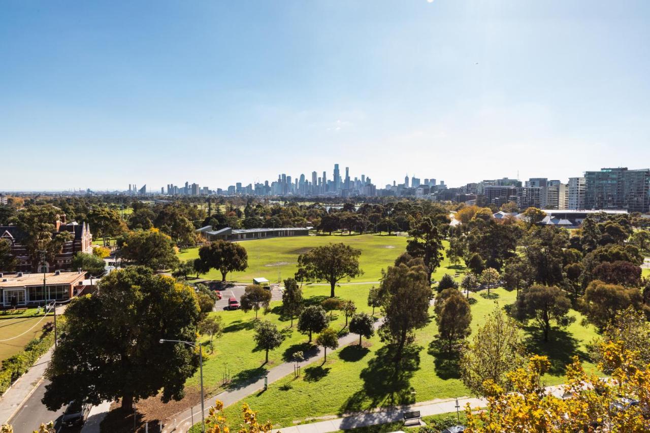 Spectacular Views Over Albert Park Melbourne Exterior foto